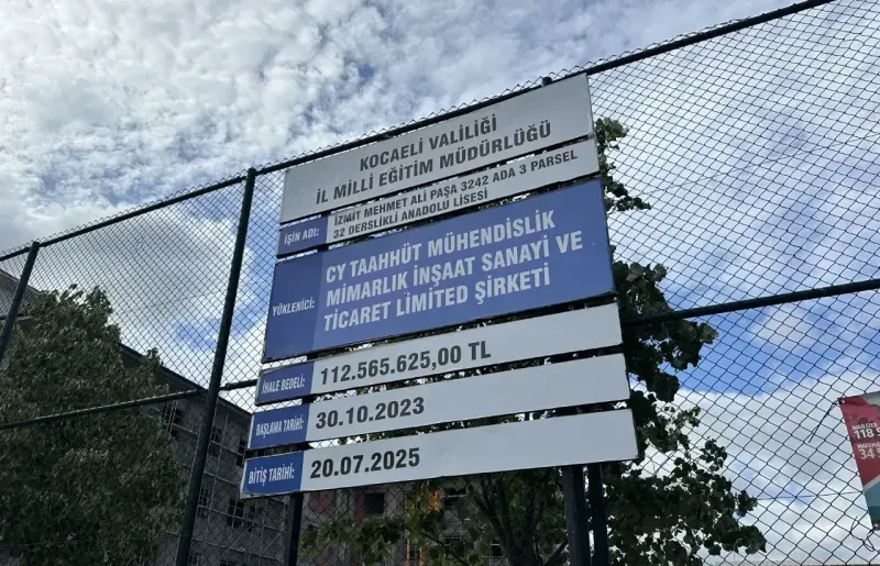 Yeni Eğitim Öğretim Yılı Başlıyor - Kocaeli'den Son Gelişmeler Okul binasındaki çalışmalar