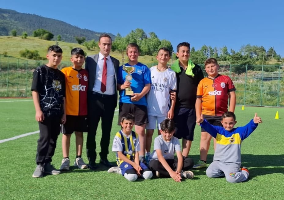 Minikler Futbol Turnuvası Ödül Töreni