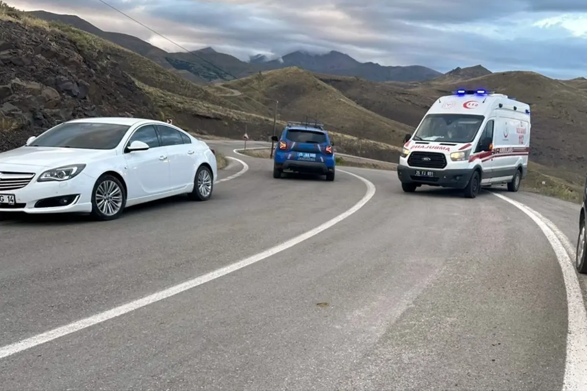 1751476114 Bayburtta Kucuk Ucak Dustu Iki Kisiye Ulasma Cabalari Suruyor