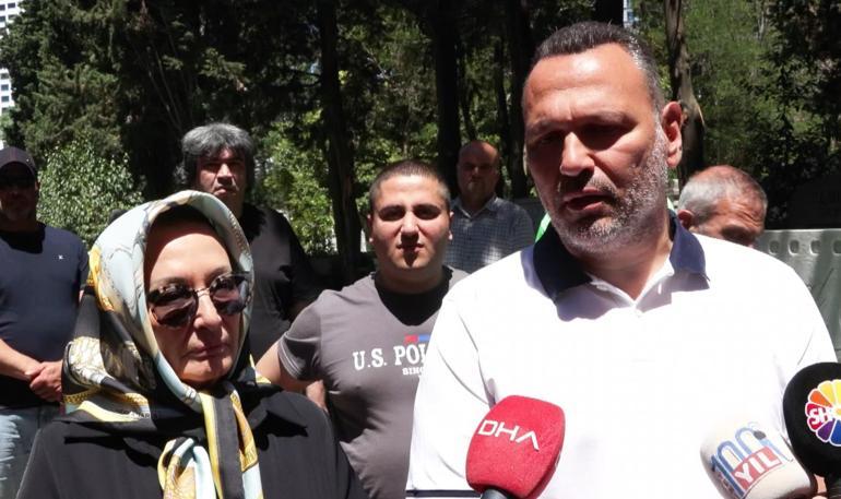 Gül Sunal ve Ailesi