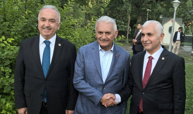 Binali Yıldırım ve Ali Temür Arasında Verimli Görüşme Sıcak Bir