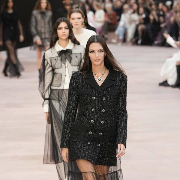 Paris Moda Haftası: Yüzlerce Tasarımcı ve Unutulmaz Anlar Fransa’nın Moda