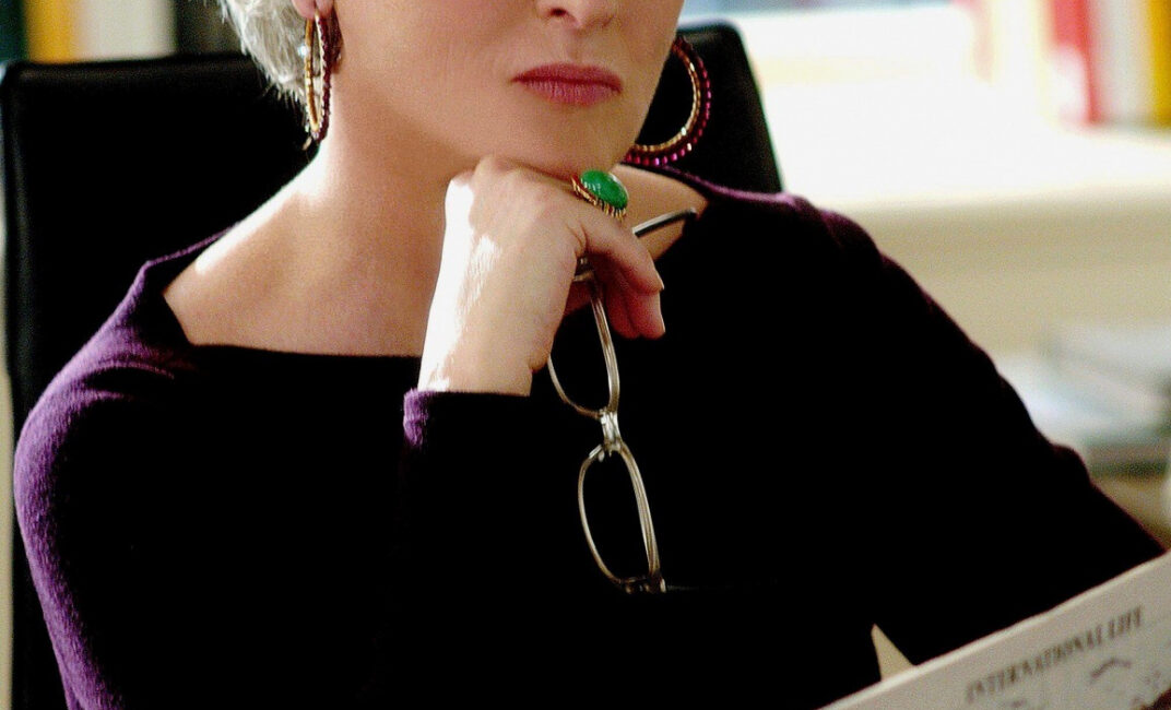 Miranda Priestly’nin Dönüşü: Bixie Saç Modası Gündemi Sarıyor Moda ve