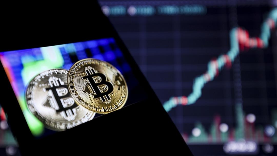1753777245 211 Flas Gelisme Ethereum Bitcoini Geride Birakti Yuzde 52 Artti