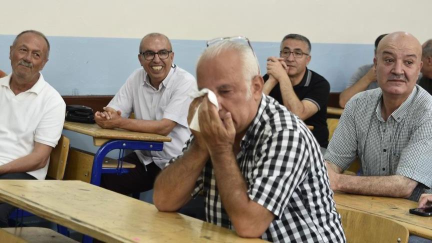 40 Yıl Sonra Bitlis Lisesi Mezunları ve Öğretmenleri Yeniden Buluştu