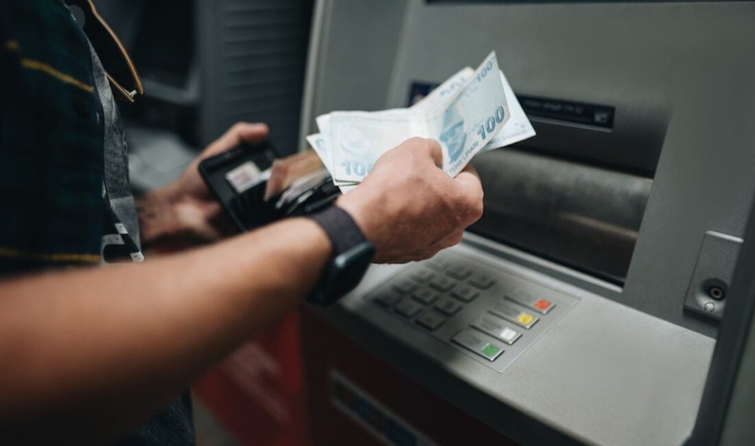 2025’te Bankaların ATM Para Yatırma Limitleri Değişiyor: Yenilikler ve Dikkat