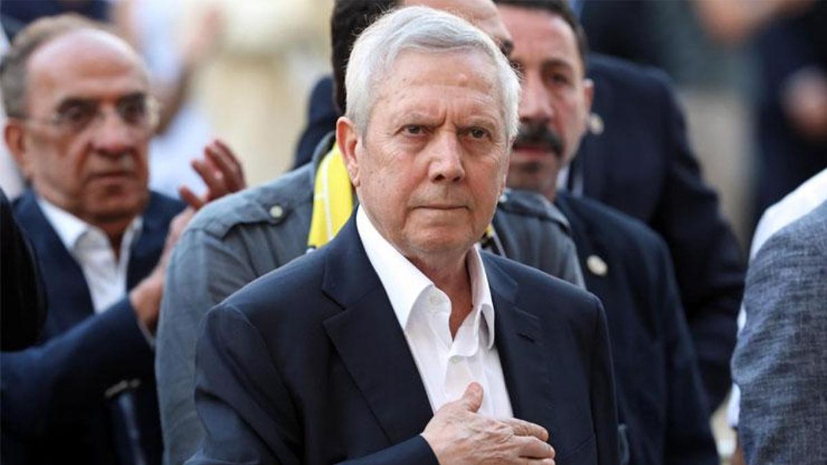 Fenerbahçe’de Aziz Yıldırım’dan Kritik Açıklamalar Fenerbahçe’nin Zorlu Durumu Fenerbahçe’nin tarihi