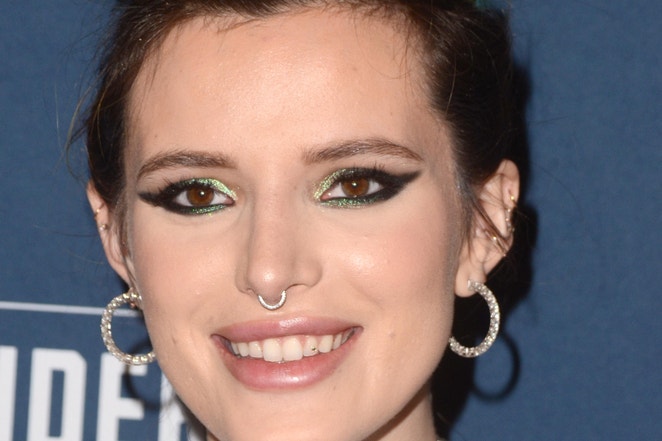 Bella Thorne, Topanga Canyon’daki Eşsiz Evinin Satışına Çıkıyor Ünlü İsimlerin