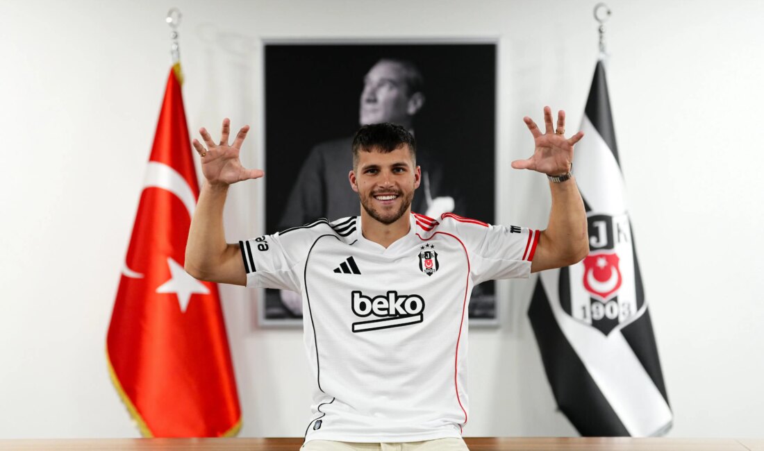 Beşiktaş, David Jurasek ile Yeni Sezona Merhaba Dedi Beşiktaş, 2023-2024
