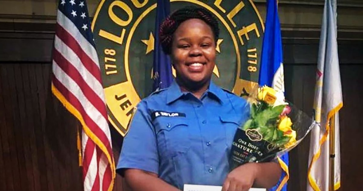 Breonna Taylorin Ailesi Eski Polise Verilen Tek Gunluk Cezaya Uzgun