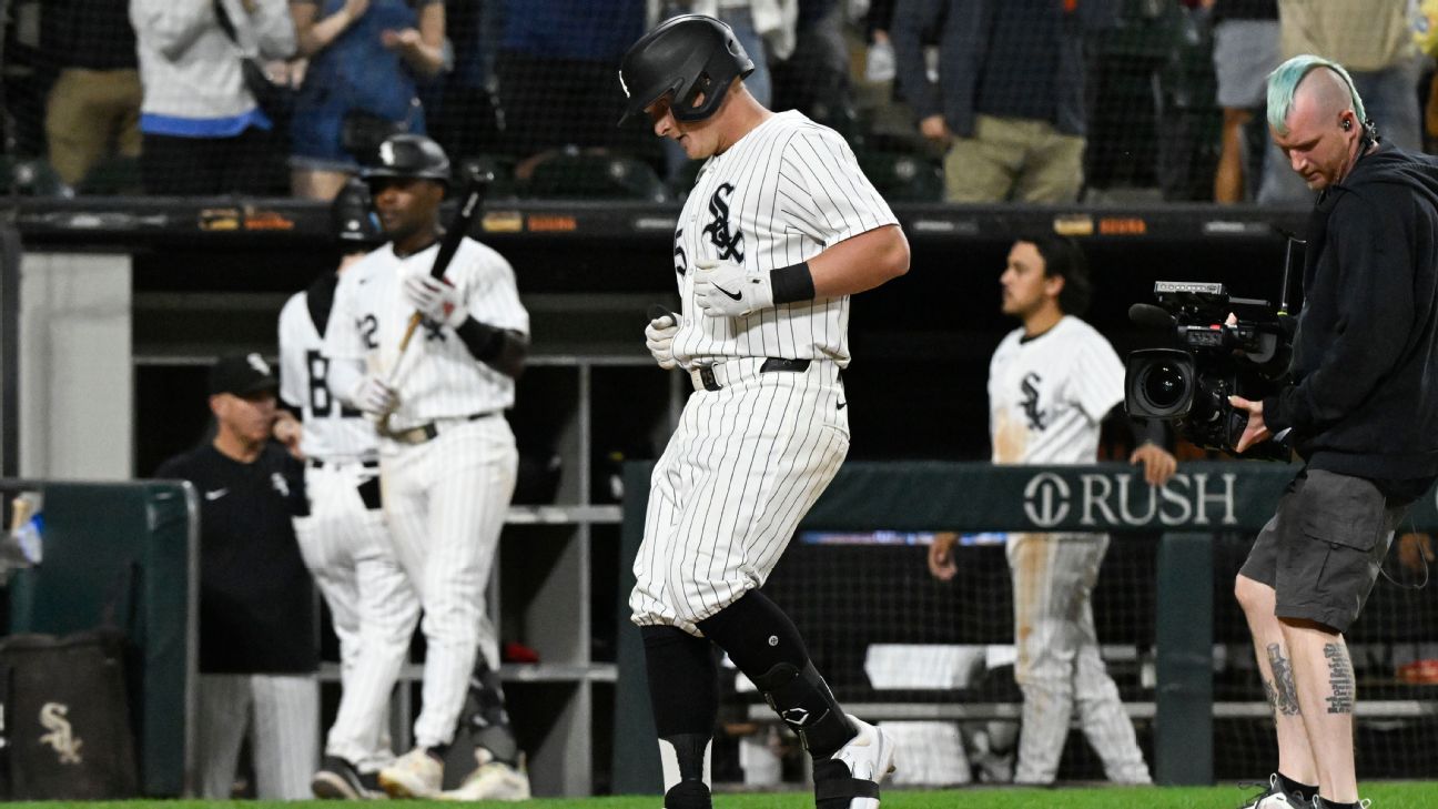 Brewers Andrew Vaughnu Cagirdi Rhys Hoskins 10 Gunluk ILde
