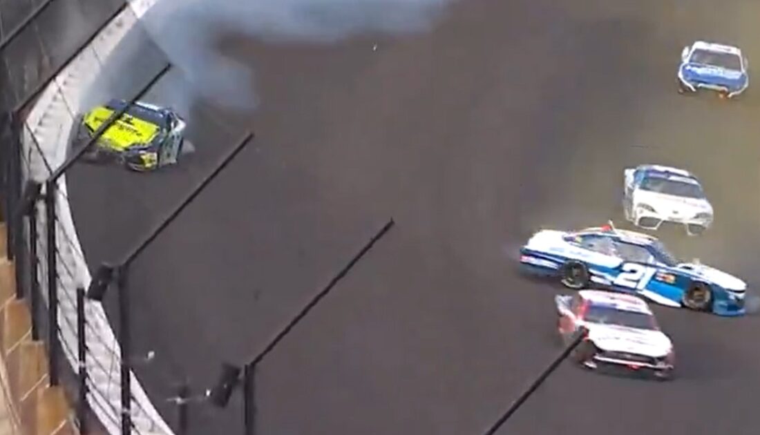 Austin Hill’ın Aric Almirola ile Olan Kazasında Gelişmeler Bekleniyor Pennzoil