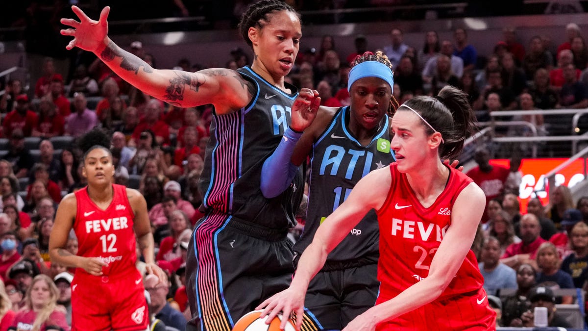 Caitlin Clark ve Kelsey Mitchell Indiananin Yildizlari Parliyor