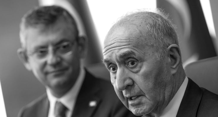 Hikmet Çetin’den Kılıçdaroğlu’na Sert Eleştiriler: "Bıraktığım Yerden Devam Edeceğim" Dedi