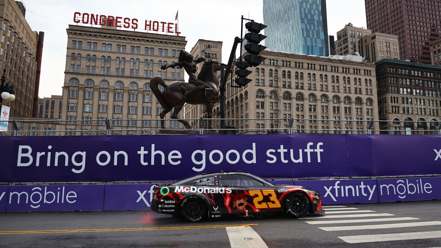 Chicagoda NASCAR Cumartesi Programi Heyecan Dolu Anlar Sizi Bekliyor.com2Fbrightspot2F212F6