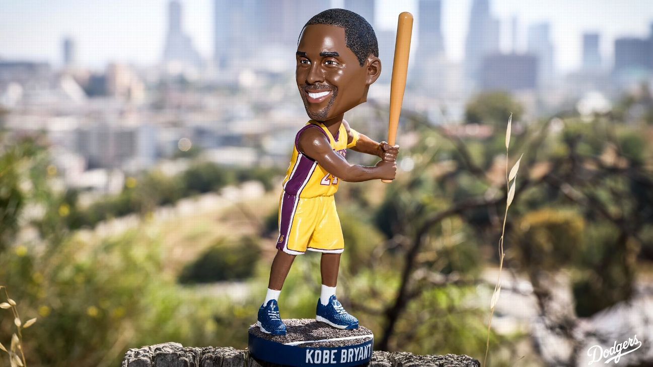 Dodgerstan Kobe Bryant Bobblehead Agustostaki Ozel Hediye Gecesi