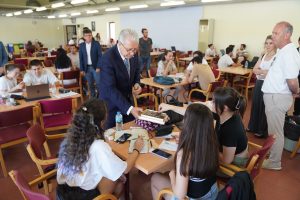 markdown # Ege Üniversitesi, Öğrenci Memnuniyetinde A Plus Başarısını Sürdürüyor