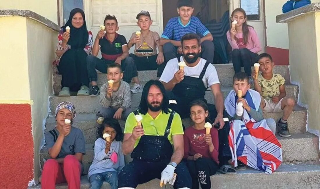 Karaman’da Okul Onarımlarına Destek Olan Öğretmen: Ömer Aslan Beden Eğitimi