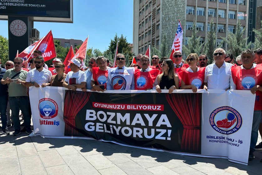 Eğitim Emekçileri İçin Hak Talepleri Artıyor: Öğretmenler Basın Açıklaması Yaptı