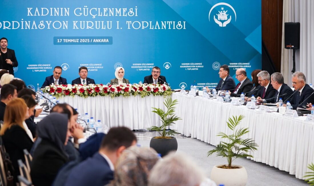 Kadınların Güçlenmesi İçin Eğitimde Önemli Adımlar Atıldı Bakan Tekin: Kadınların