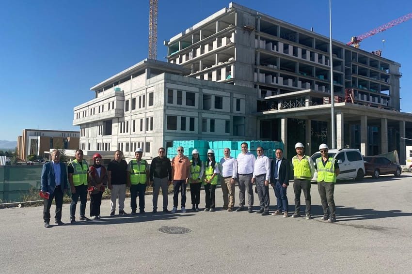 Karaman Eğitim ve Araştırma Hastanesi Ek Binasında İnceleme Vali Çiçekli’nin