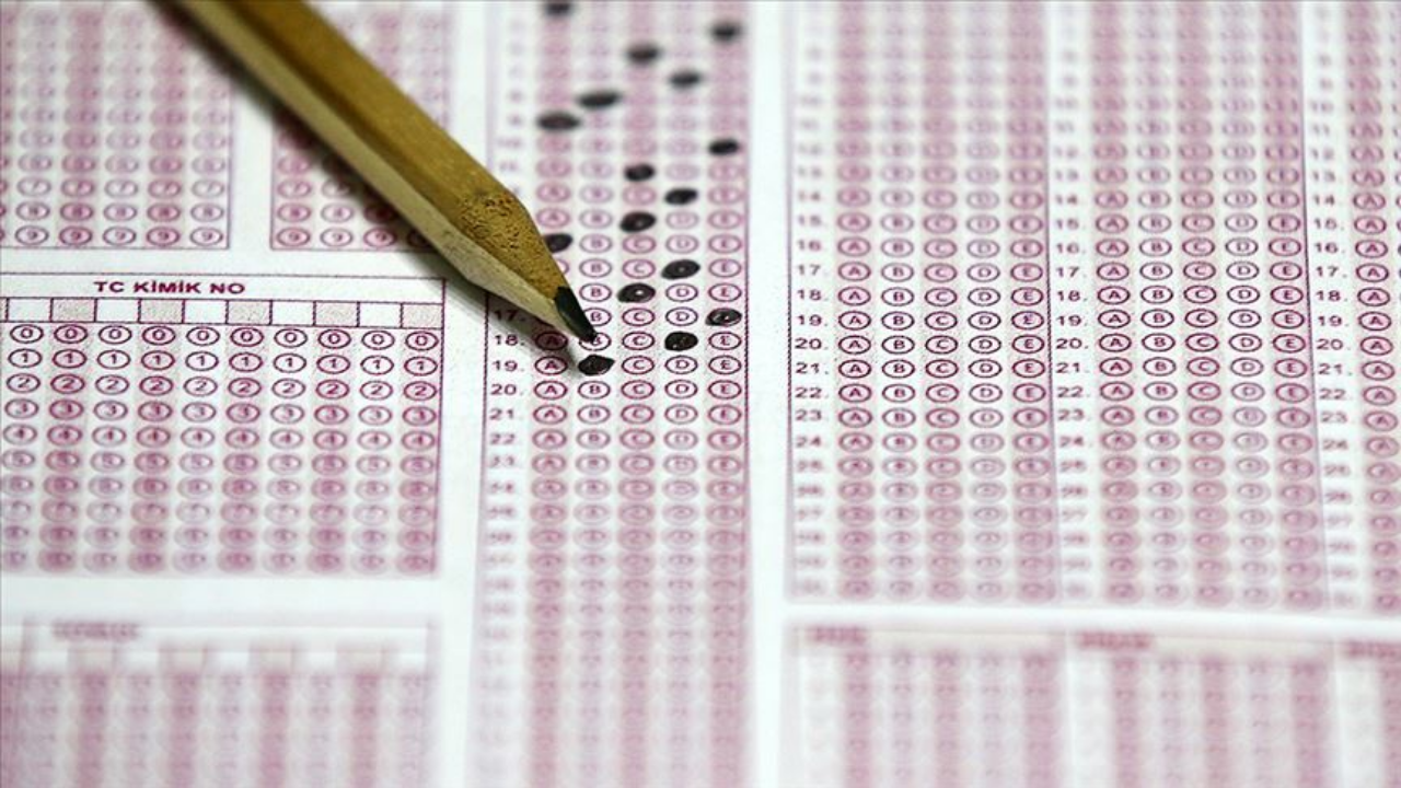 Eskisehirli 10 Ogrenci LGSde Birinci Universite Burslari Kapida