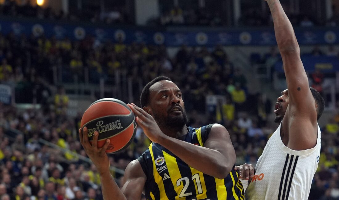 Dyshawn Pierre ile Yollar Ayrıldı: Sarı-Lacivertli Kulüpten Veda Kulüpten Resmi