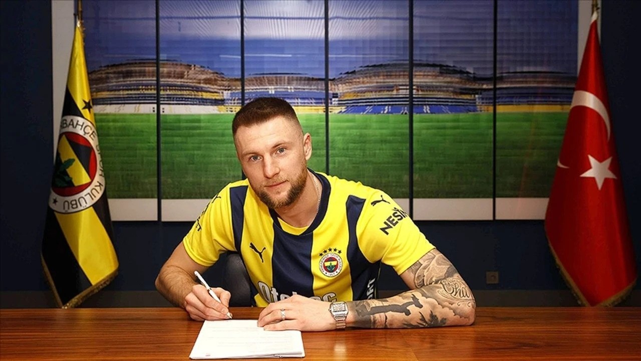 Fenerbahçe’de Transfer Gelişmeleri: Jhon Duran ve Hedeflenen İsimler Jhon Duran