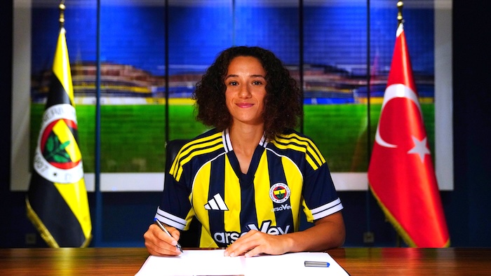 Fenerbahçe Kadın Futbol Takımı, Peritan Bozdağ’ı Transfer Etti Orta Saha
