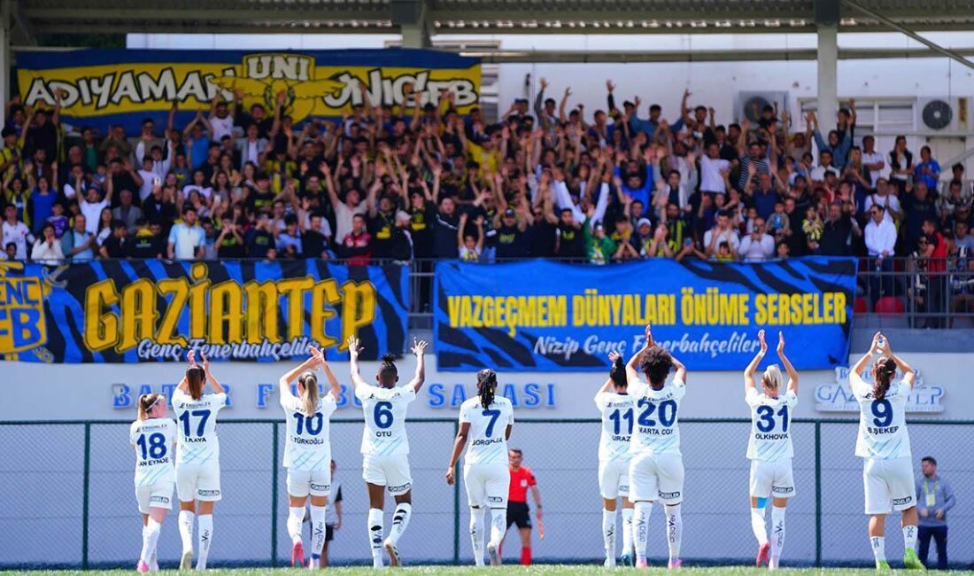 Fenerbahçe Kadın Futbol Takımı’nda 17 Oyuncu ile Yeni Sözleşme İmzalandı