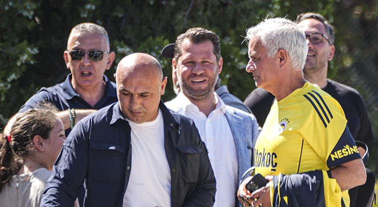 Fenerbahçe Futbol A Takımı Albufeira’da Kamp Yapıyor Fenerbahçe Futbol A