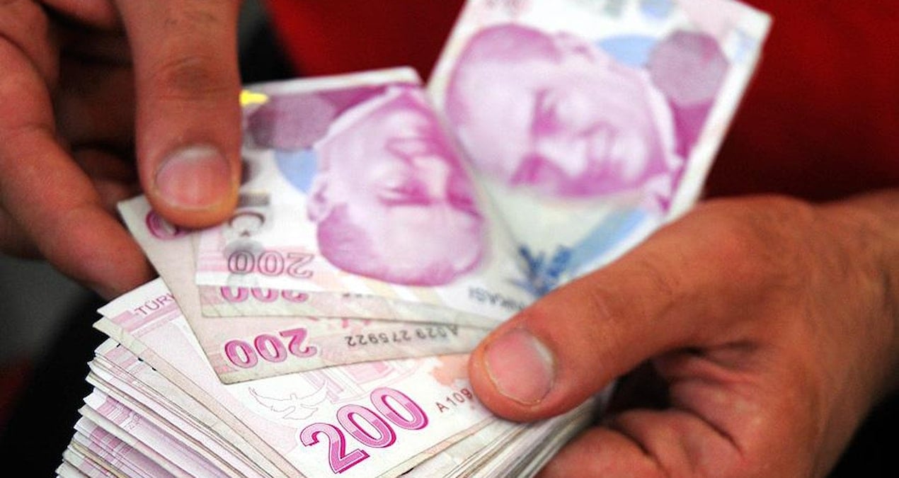 Finans Dunyasinda Her Yer 200 TL Faiz Kredi ve Yatirim