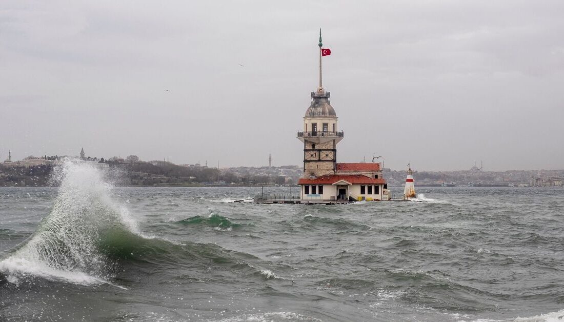 Hava Durumu: Ülke Genelinde Mevsim Normalleri Üzerinde Sıcaklık ve Sağanak