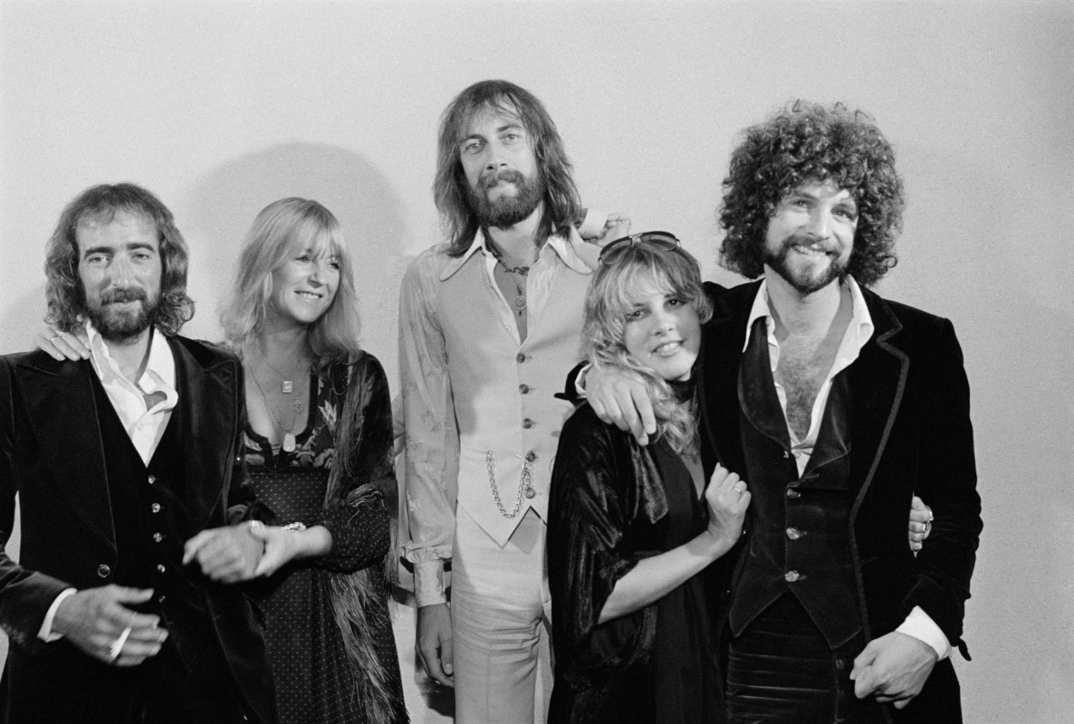 Fleetwood Mac Biopic: Hayranlar Fancast Yapıyor Stevie Nicks ve Lindsey