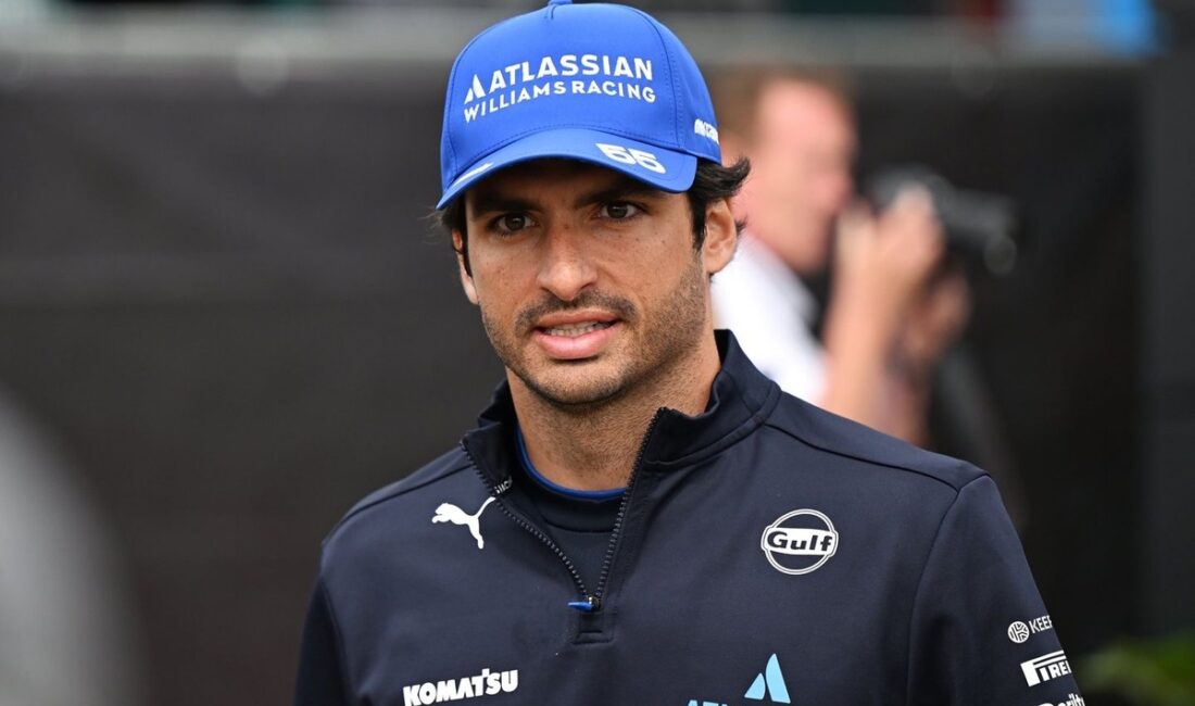 Silverstone Yarışında Carlos Sainz’a Şanssızlık: Leclerc ile Temas Sonrası Puan
