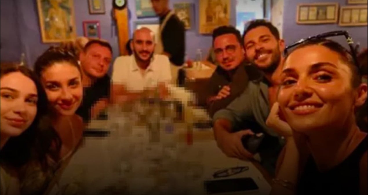 Hakan Sabancinin Paylastigi Makyajsiz Hande Erceli Kimse Taniyamadi