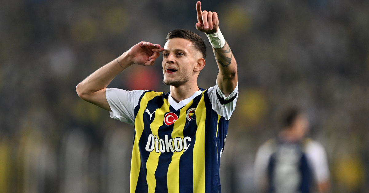 Italyadan Szymanskiye Transfer Teklifi Fenerbahceden Ret