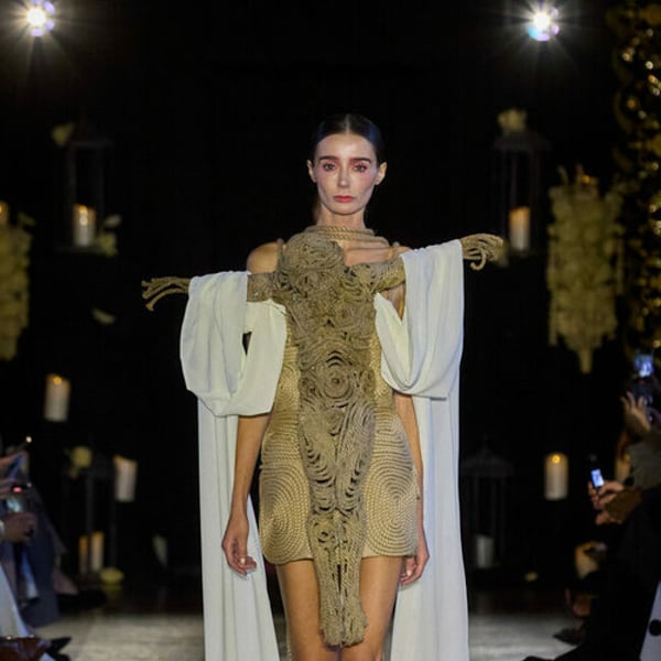 Cordovan, Paris Haute Couture’da Endülüs Geleneğini Yaşatıyor Juana Martín’ın "Fervor"