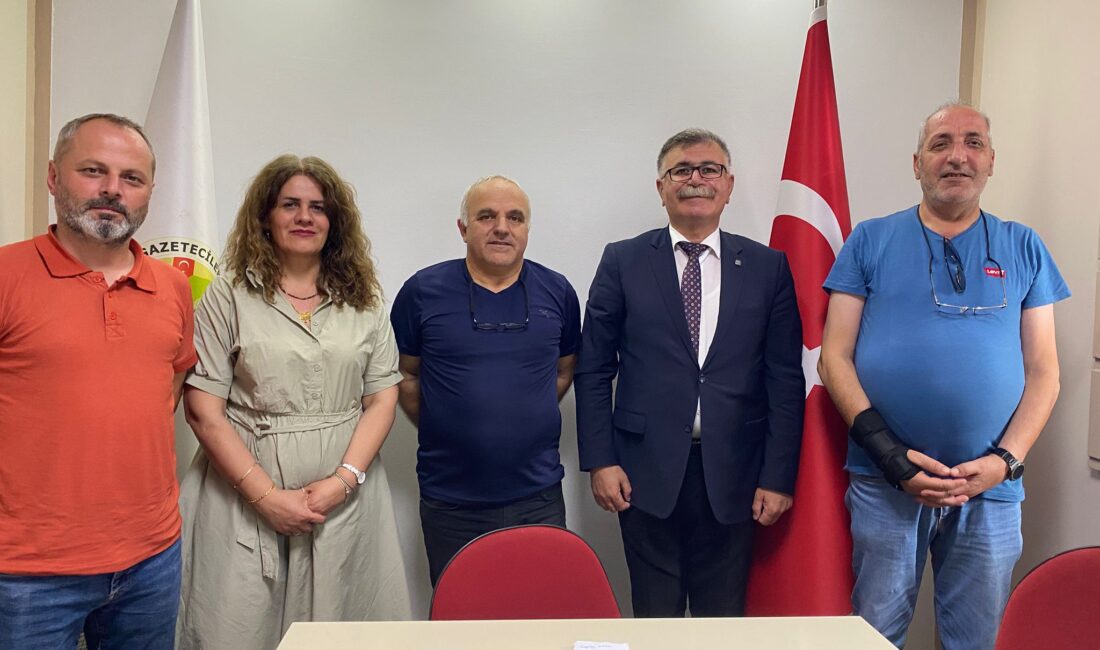 KESK Artvin’de Ekonomik Sorunları Ele Aldı Kamu Emekçileri Sendikaları Konfederasyonu