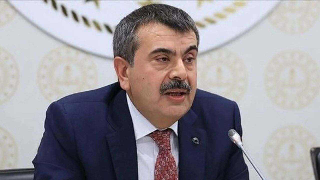 LGS Sorulari Uzerine 29 Kisiye MEB Yonetmelik Geregi Islem Baslatildi