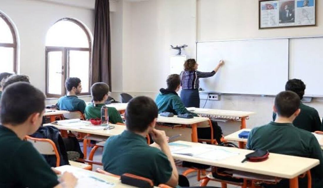 İmam Hatip Ortaokullarında Rehberlik Dersi Zorunlu Ders Saatleri Artırıldı MEB’den
