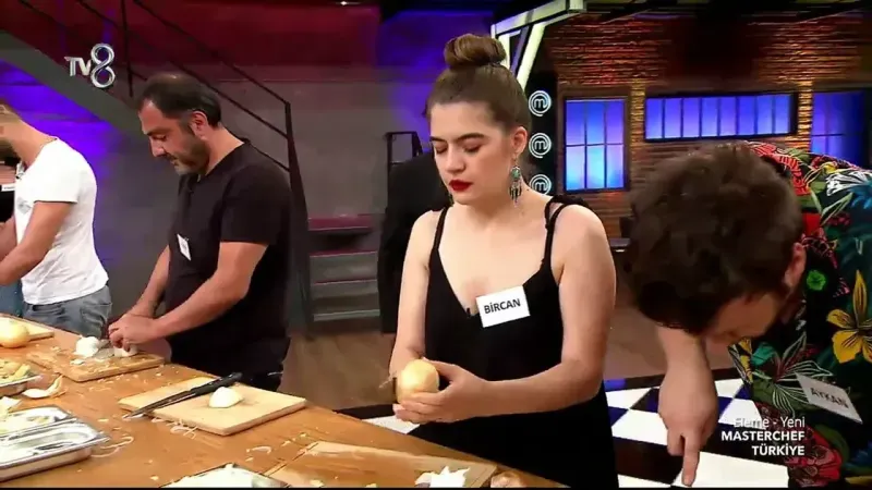 MasterChef Türkiye'de Eleme Zamanı! Jüri Kararı ve Yeni Tarifler İzle! MasterChef Türkiye 14 Temmuz