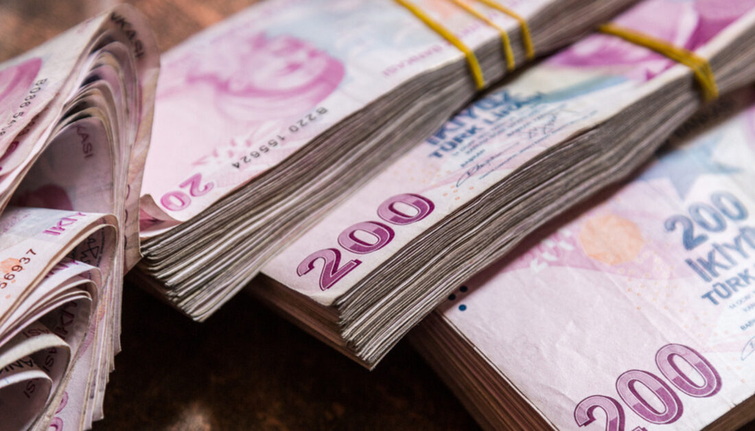 Memur ve Emekli Memur Maaşları Arasındaki Fark Büyüyor Memur ve