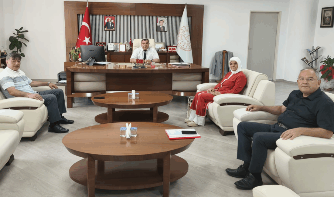 Muhtarlardan İl Milli Eğitim Müdürü Sünnetci’ye Ziyaret Muhtarların Eğitim Üzerine