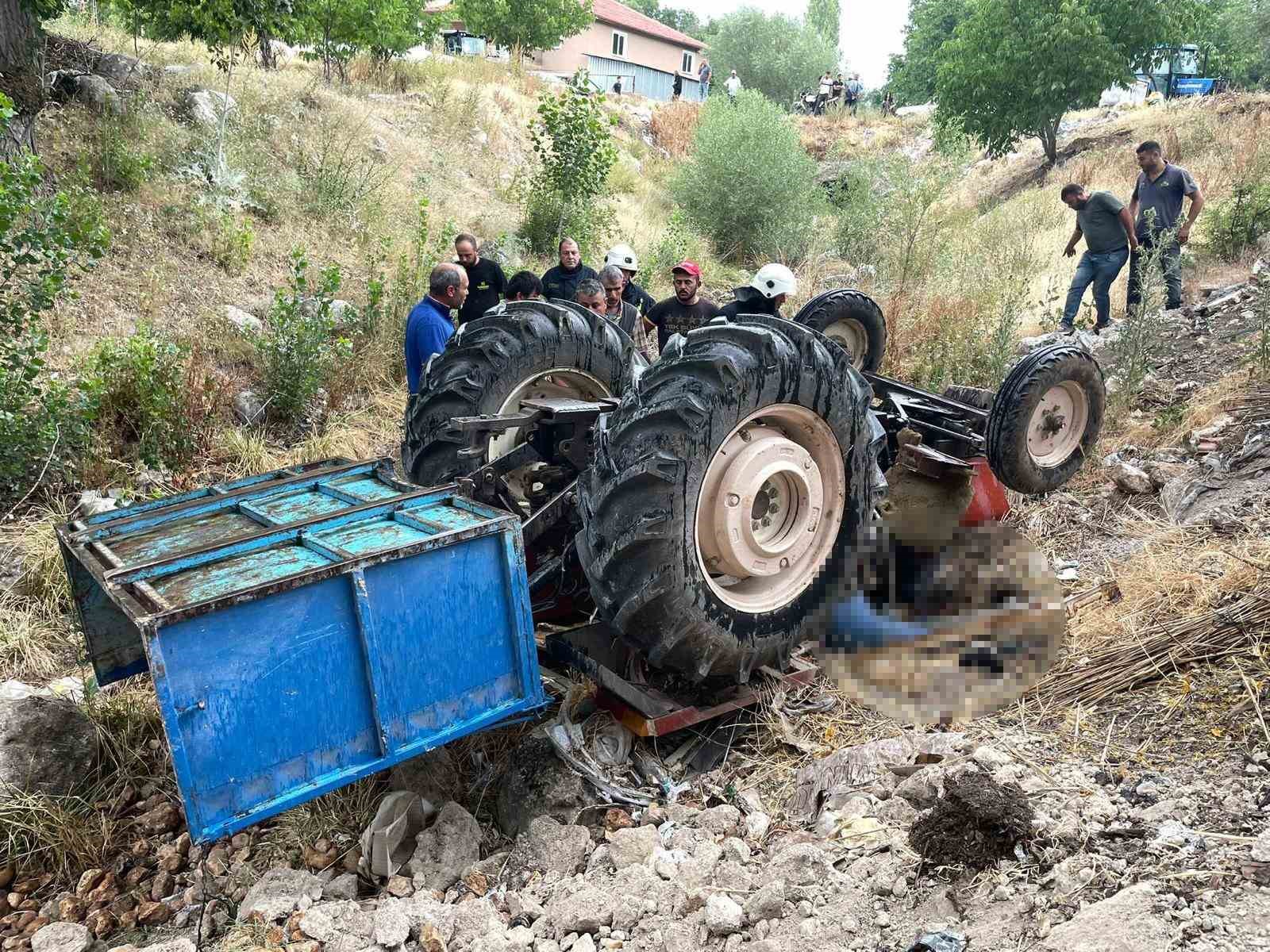 Ogretmen Atama Surecinde Feci Traktor Kazasi Hayatini Kaybetti