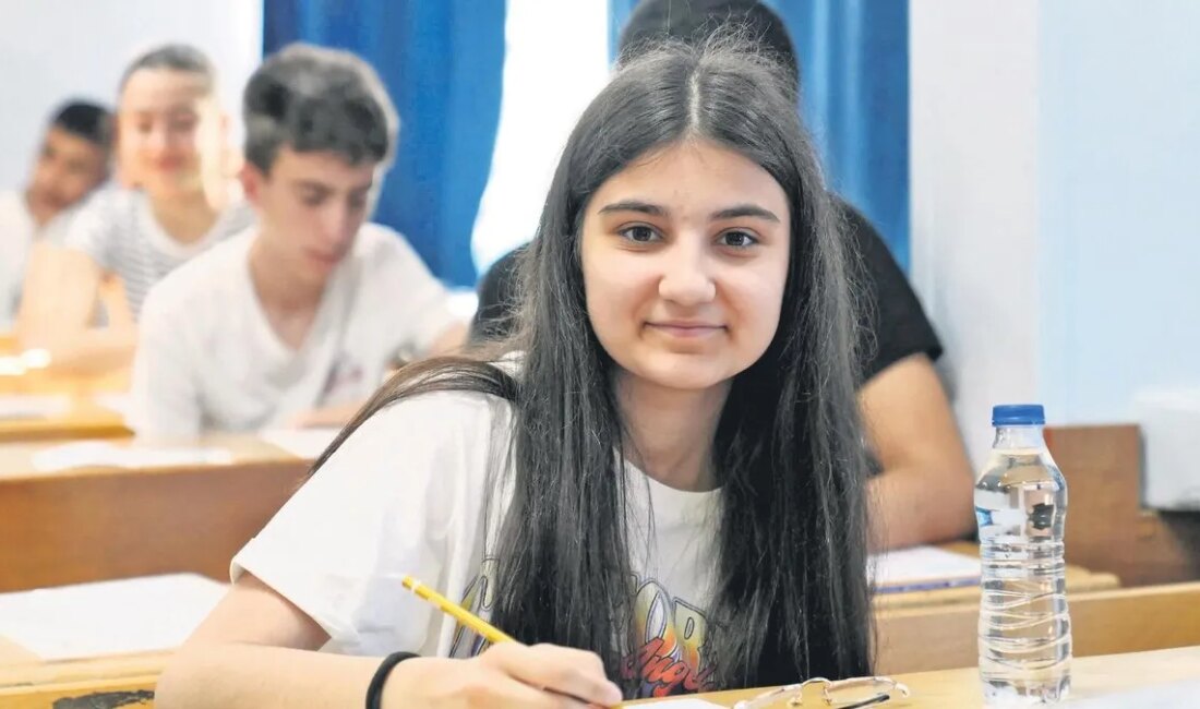 Lise Tercih Süreci: Öğrencilerin Dikkat Etmesi Gerekenler Giriş: Tercih Sürecinin