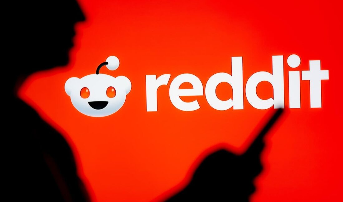 Reddit Kullanıcıları Büyük Bir Kesinti Yaşıyor: 100,000’den Fazla Şikayet Kesinti