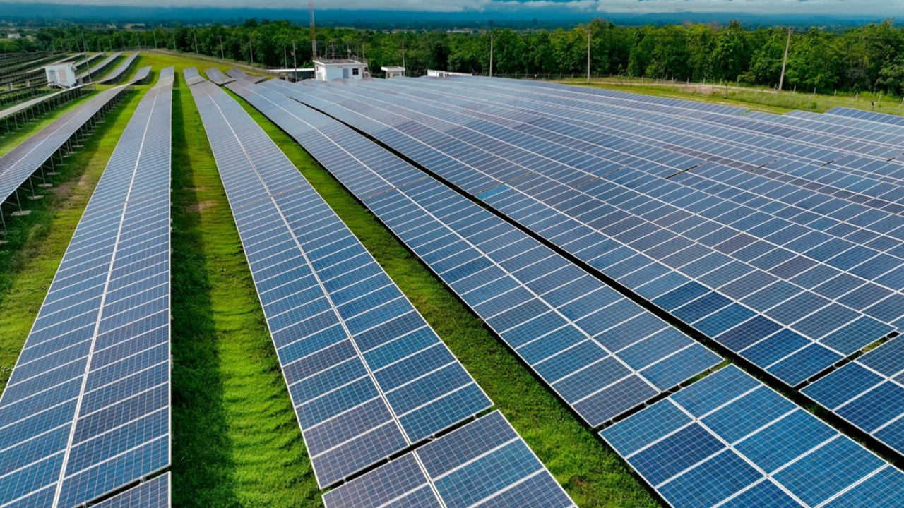 Sabanci Holding Teksasta Gunes Enerjisi Yatirimiyla Kredi Kazaniyor
