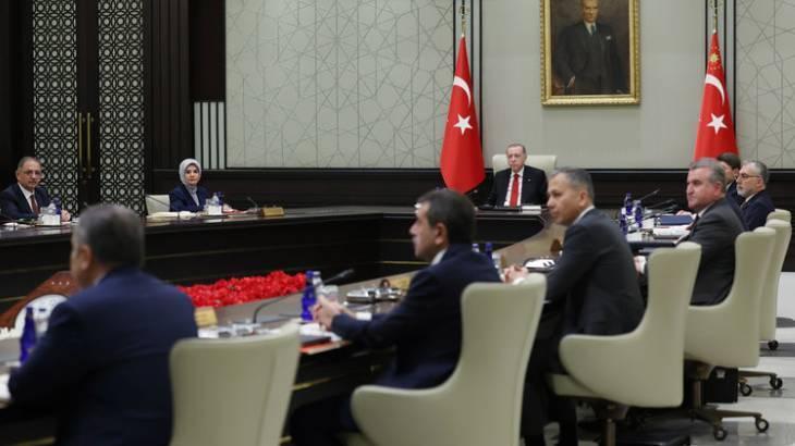 Maaş Zammı Gündemi: Emekliler ve Kamu İşçileri İçin Beklentiler Emekli