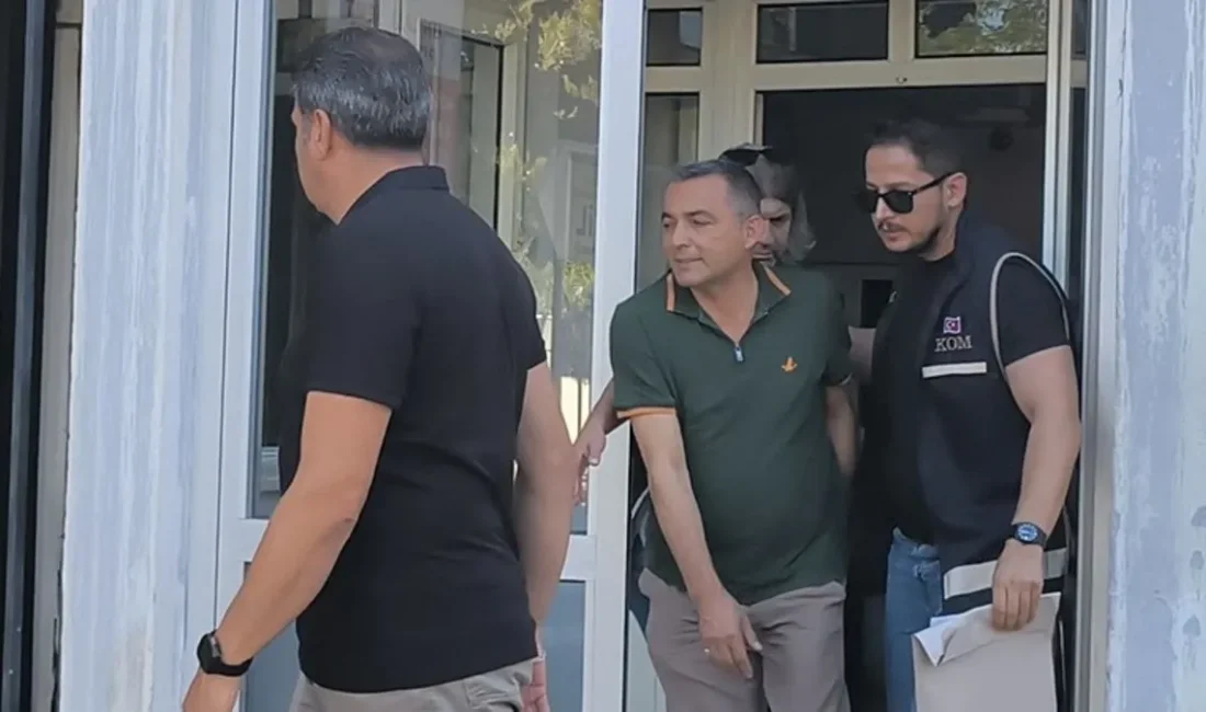 Manavgat Belediyesi’nde Yolsuzluk Operasyonu: Belediye Başkanı Gözaltında (Foto: AA) Gözaltına